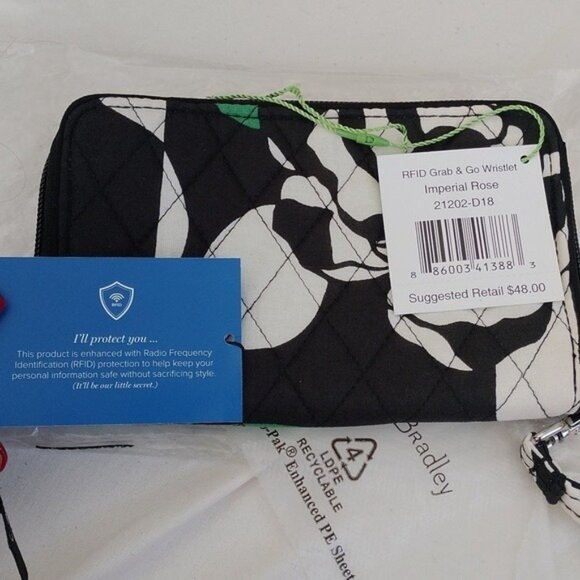 Vera Bradley RFID Grab & Go Wristlet in Imperial Rose, Large - Picture 4 of 6